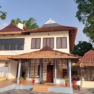  Villa Stayberries River Rock Athirapilly India