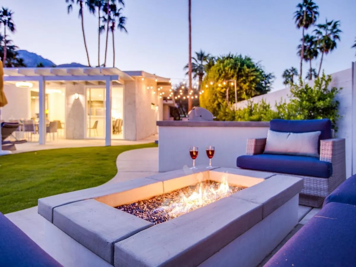 Villa Funtopia In The Canyons By Acme House Company Palm Springs United States